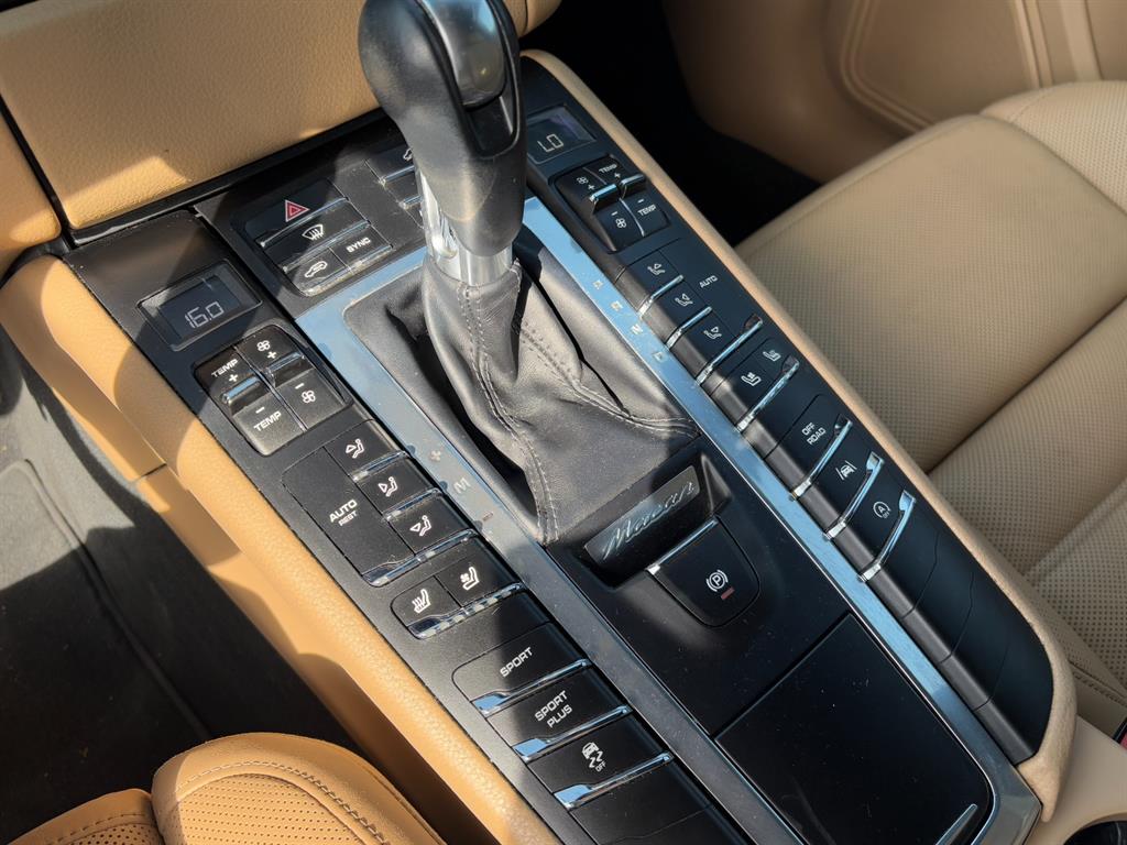 Porsche Macan - Vista 9