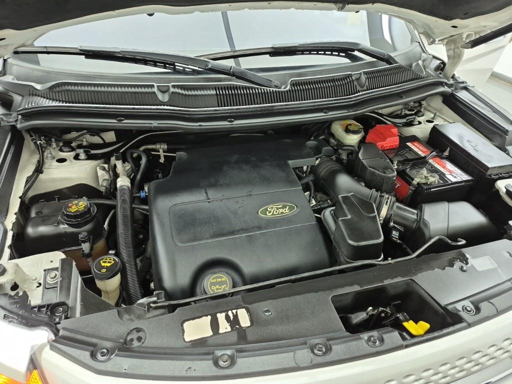 Ford Explorer - Vista 6