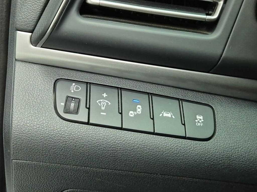 HYUNDAI Avante 2019 Blanco - Importación desde Corea - HF Imports Iquique - Foto 17