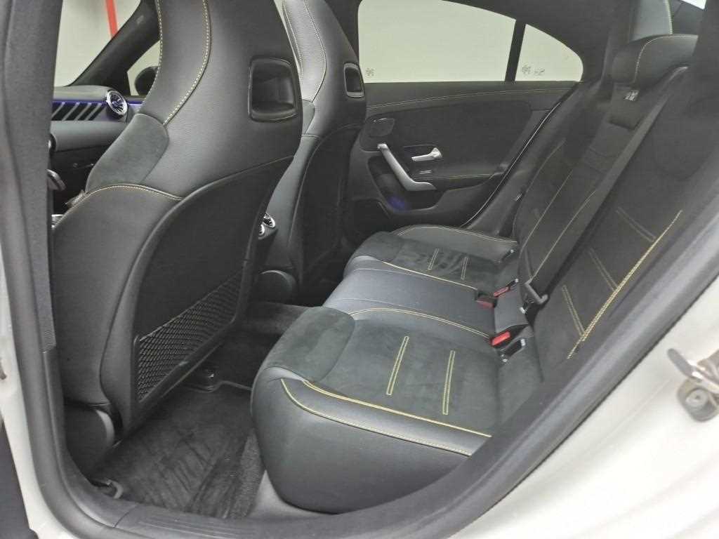 Mercedes Benz CLA Class - Vista 12