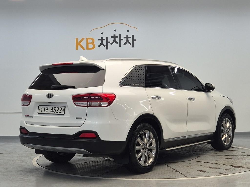 KIA Sorento - Vista 3