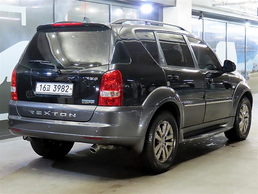 Ssangyong Rexton - Vista 4