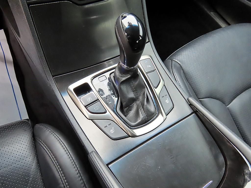 HYUNDAI Grandeur - Vista 10