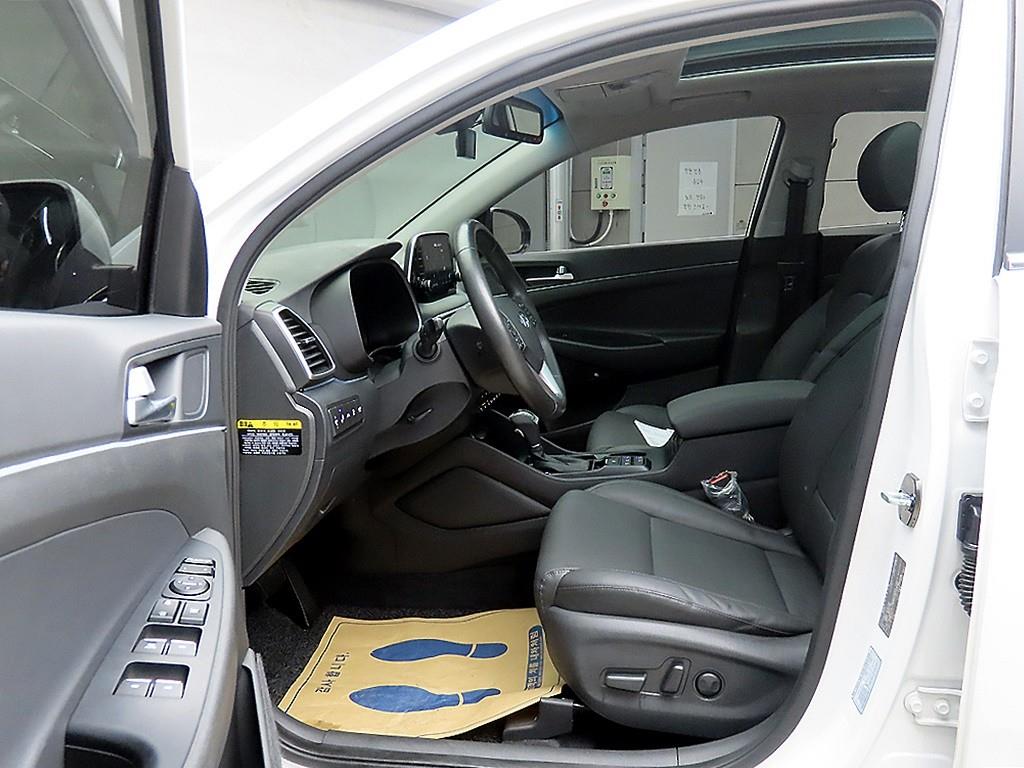 HYUNDAI Tucson - Vista 5