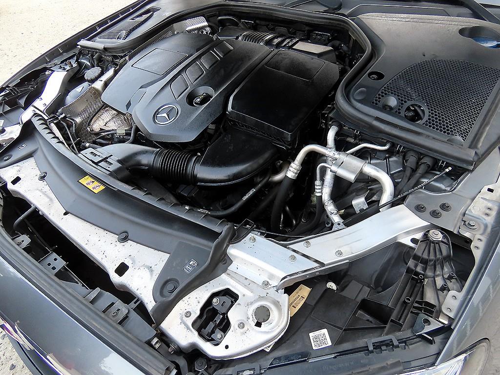 Mercedes Benz E class 2017 Gris - Importación desde Corea - HF Imports Iquique - Foto 19