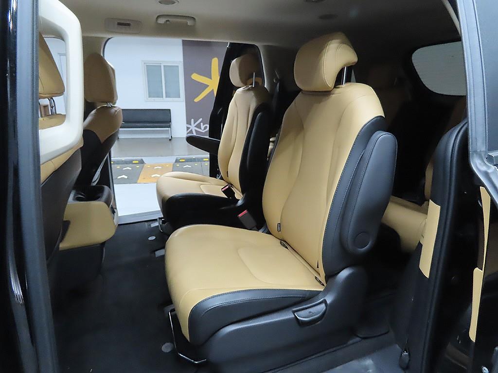 KIA Carnival 2022 Negro - Importación desde Corea - HF Imports Iquique - Foto 9