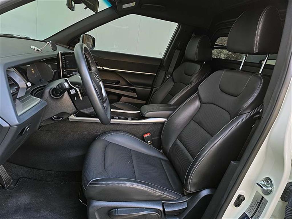 Ssangyong Torres - Vista 12