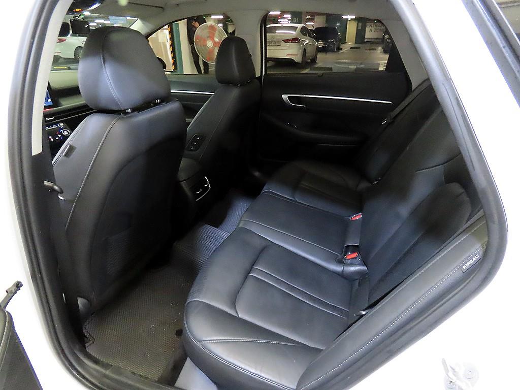 HYUNDAI Sonata - Vista 7