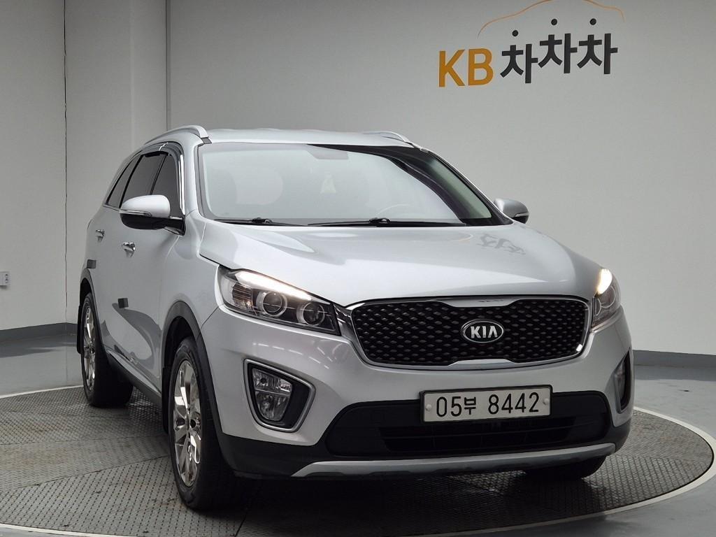 KIA Sorento - Vista 4