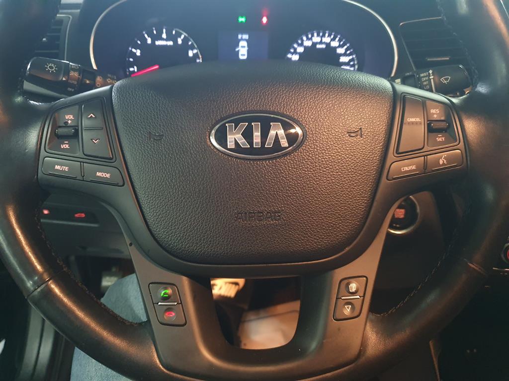 KIA K7 2013 Negro - Importación desde Corea - HF Imports Iquique - Foto 17