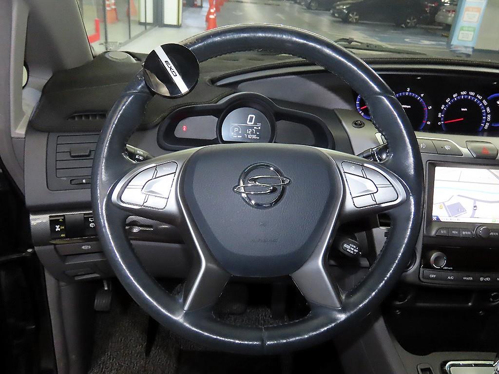 Ssangyong Korando - Vista 8