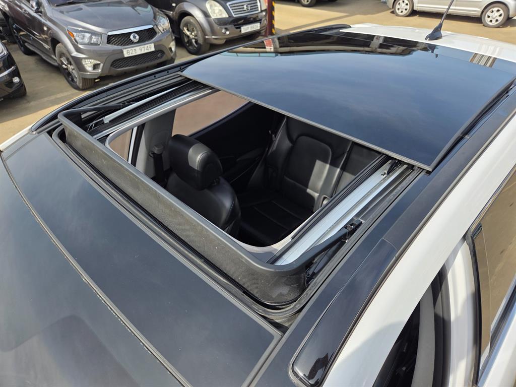 HYUNDAI Santa Fe 2013 Blanco - Importación desde Corea - HF Imports Iquique - Foto 17