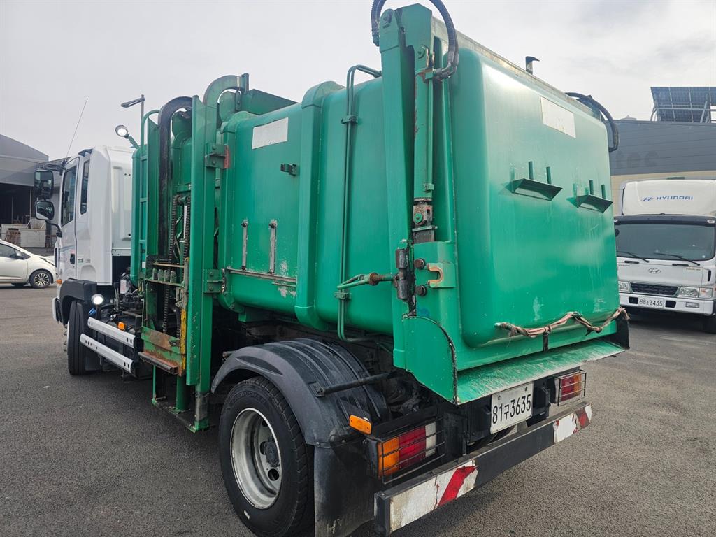 medium and large cargo Special - Vista 5