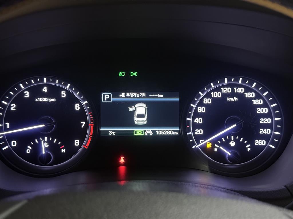 Genesis G80 - Vista 8