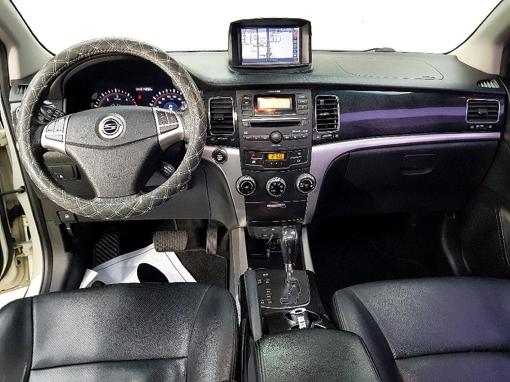 Ssangyong Korando - Vista 5