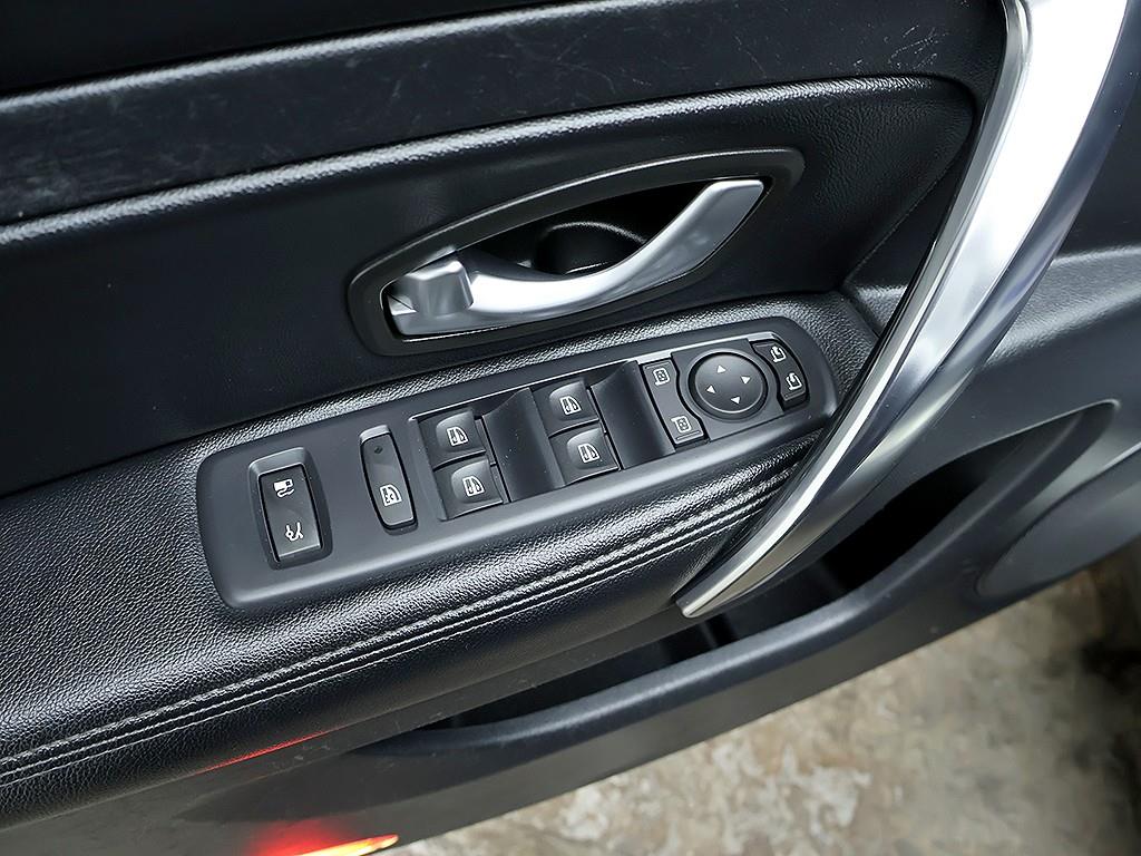 SAMSUNG SM5 2010 Negro - Importación desde Corea - HF Imports Iquique - Foto 13