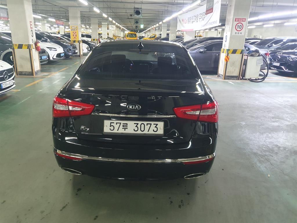 KIA K7 - Vista 4