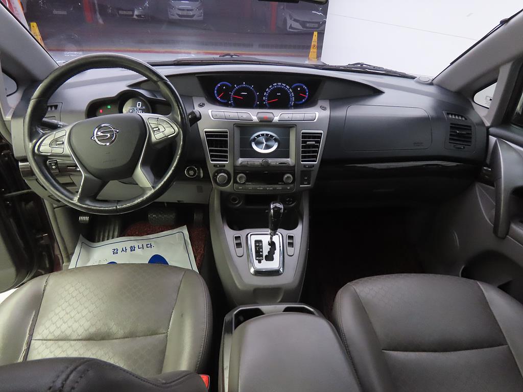 Ssangyong Korando - Vista 7