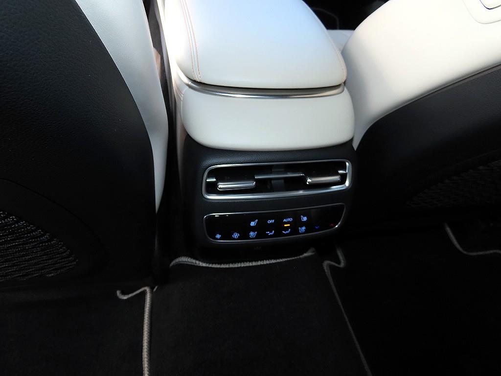 Genesis GV70 2025 - Importación desde Corea - HF Imports Iquique - Foto 15