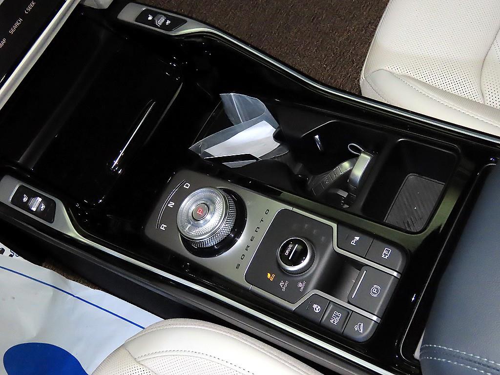 KIA Sorento - Vista 12