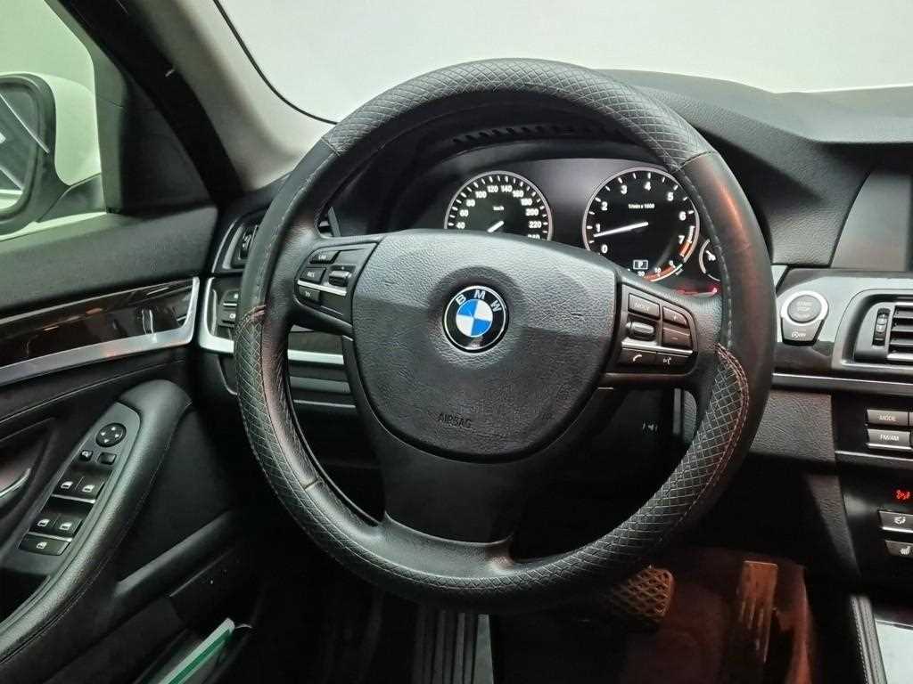 BMW 5 Series - Vista 9