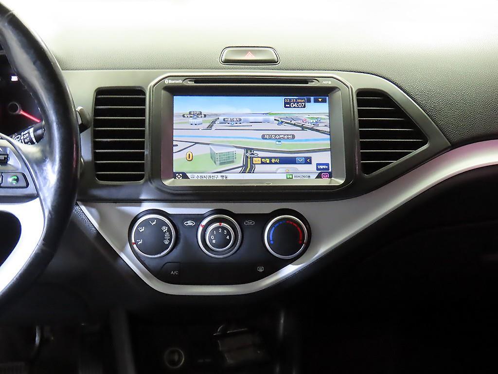 KIA Morning - Vista 11