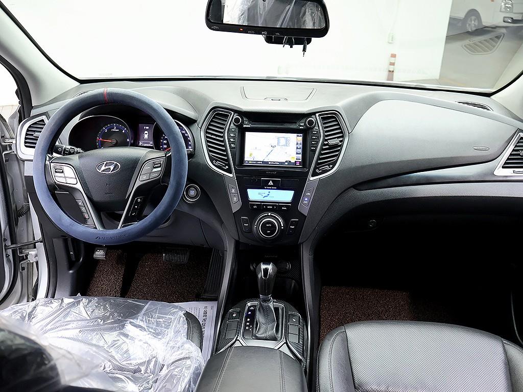 HYUNDAI Santa Fe - Vista 9