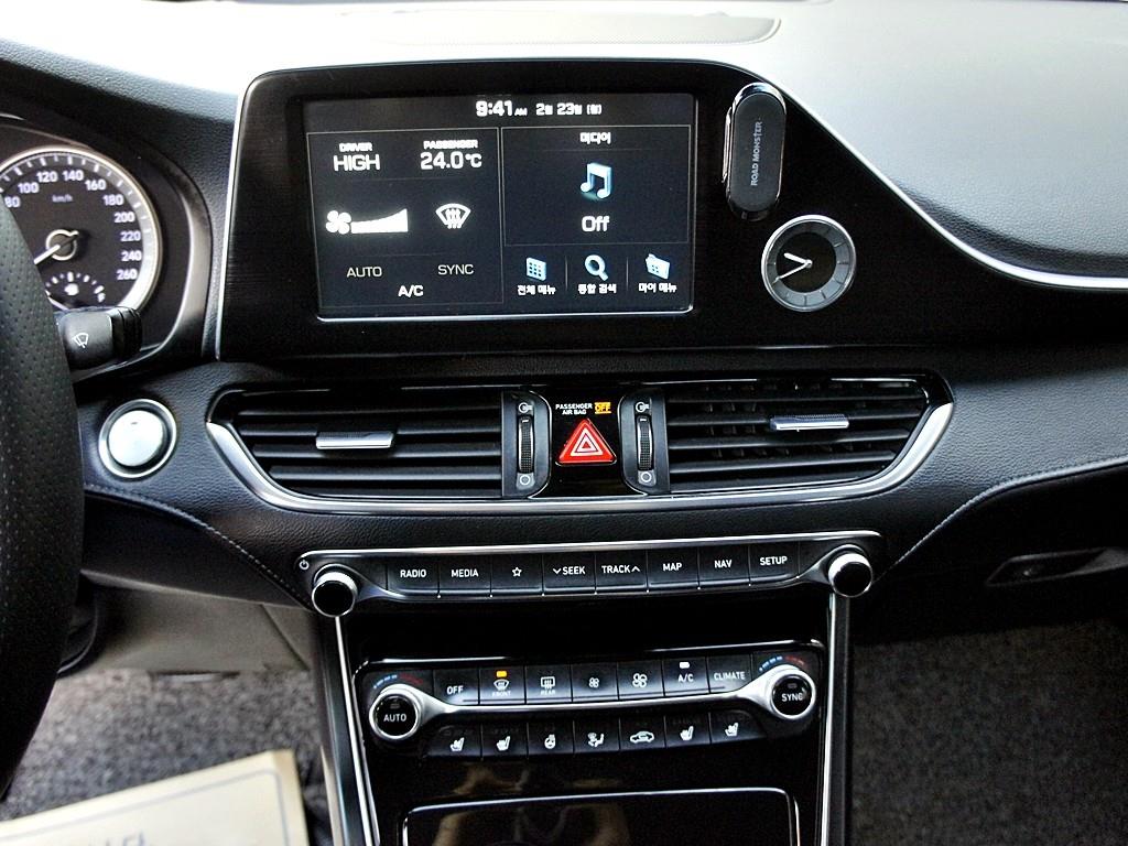 HYUNDAI Grandeur 2017 Blanco - Importación desde Corea - HF Imports Iquique - Foto 10