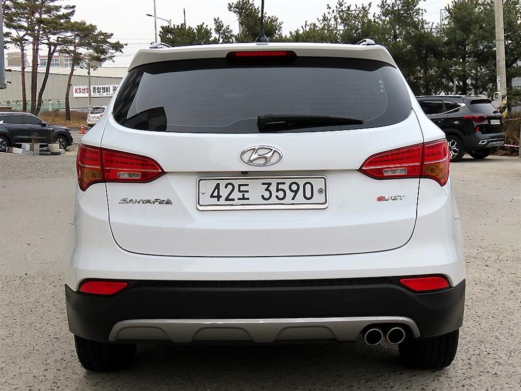 HYUNDAI Santa Fe - Vista 4