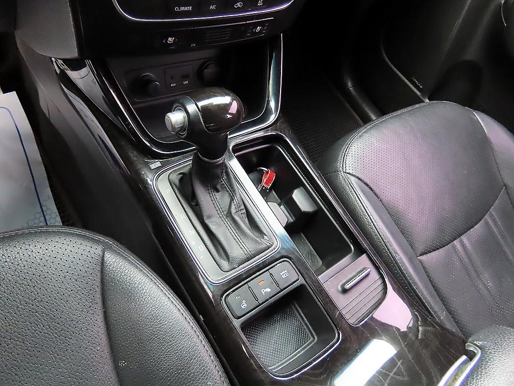 KIA Sorento - Vista 10