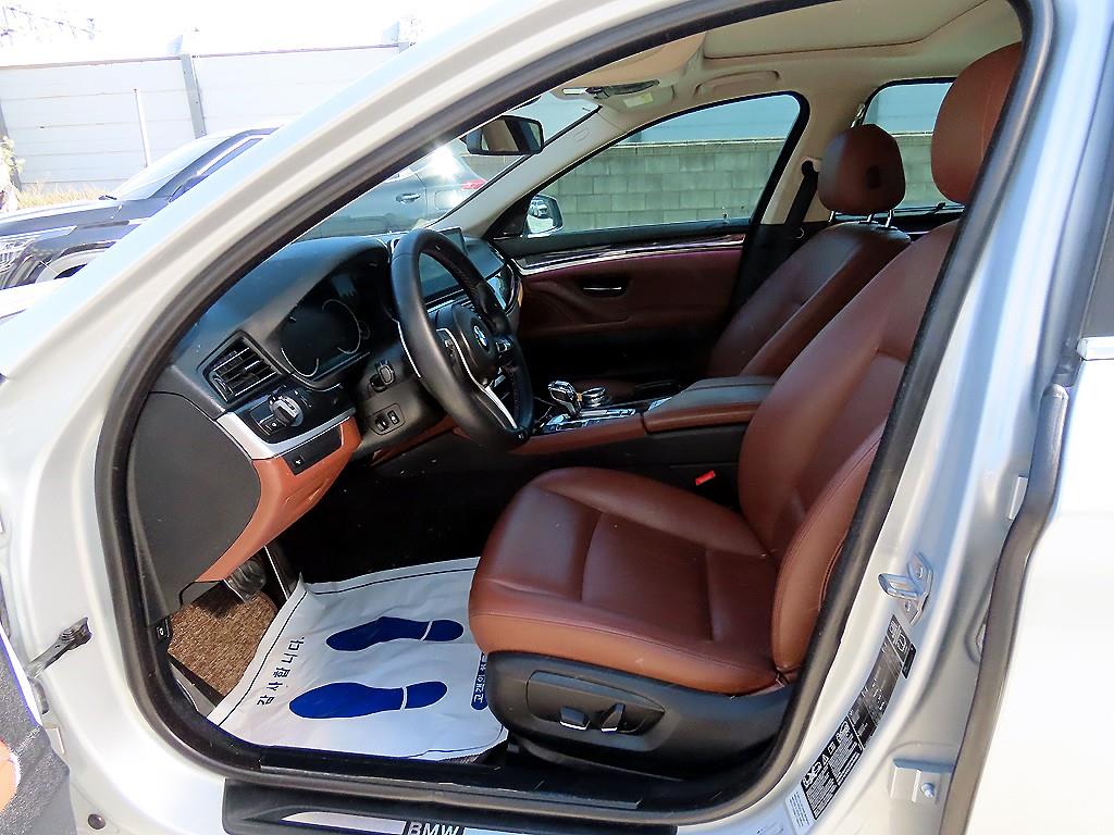 BMW 5 Series - Vista 5