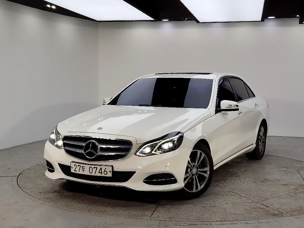 Mercedes Benz E class 2016 Blanco - Importación desde Corea - HF Imports Iquique - Foto 1