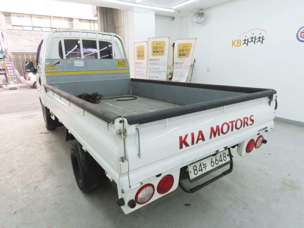 Small Truck Cargo (small) - Vista 4