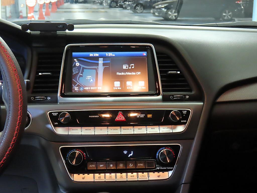 HYUNDAI Sonata - Vista 11