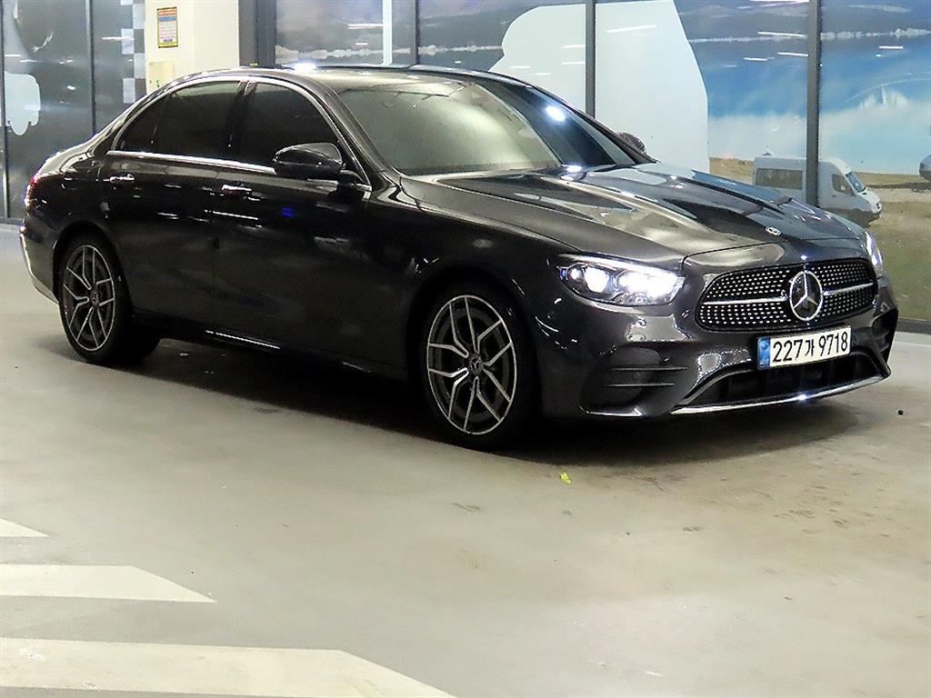 Mercedes Benz E class 2021 Gris - Importación desde Corea - HF Imports Iquique - Foto 1