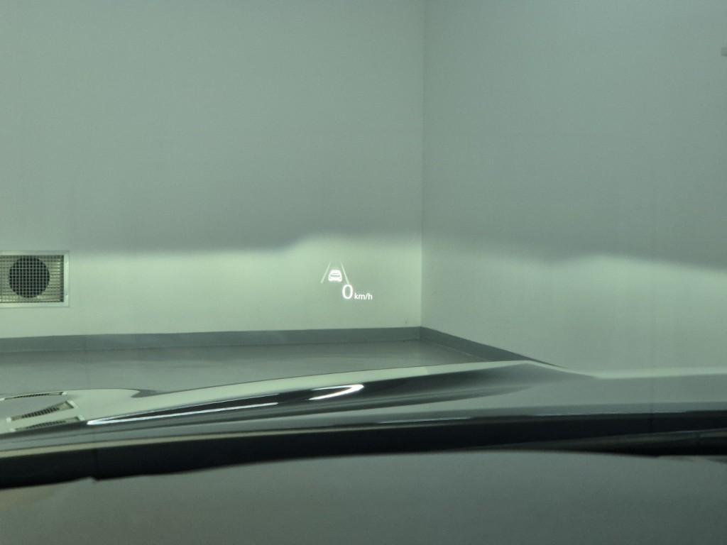 Genesis G70 - Vista 10