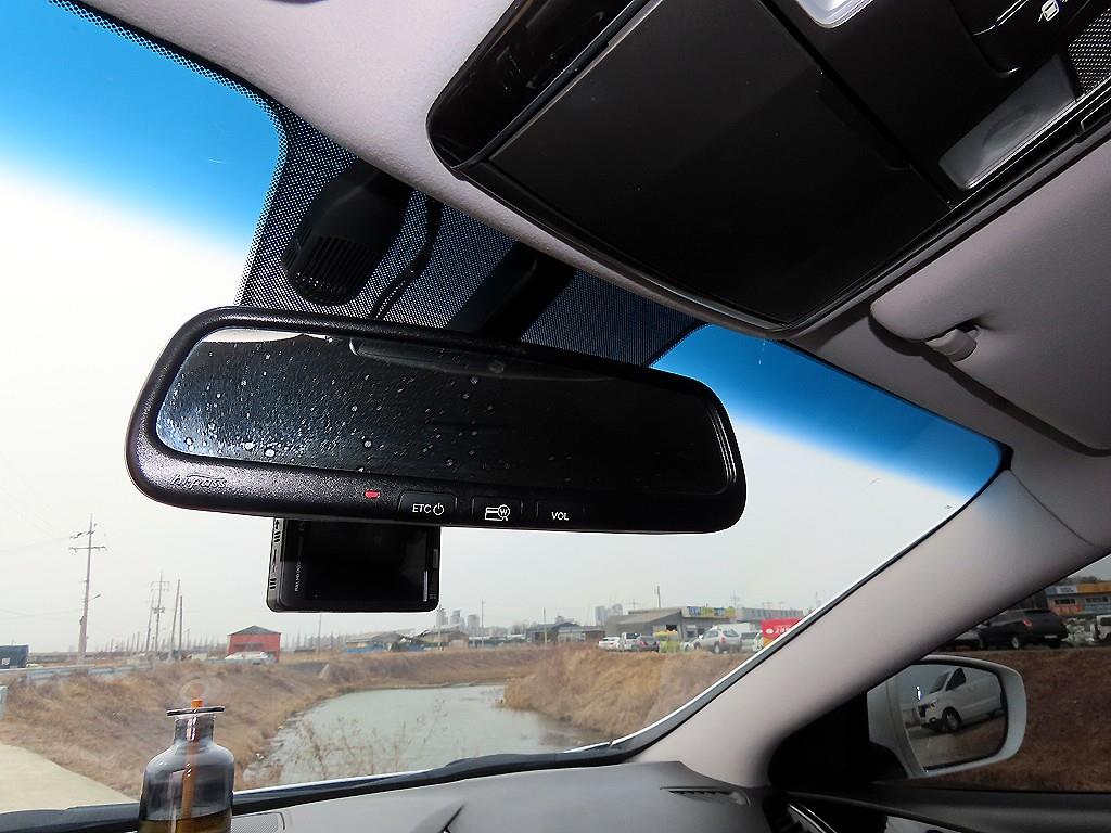 HYUNDAI Grandeur - Vista 12