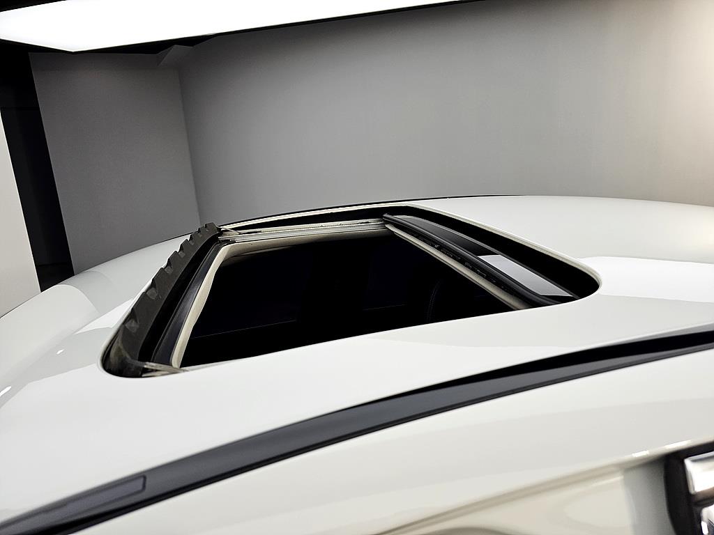 Mercedes Benz C Class - Vista 12