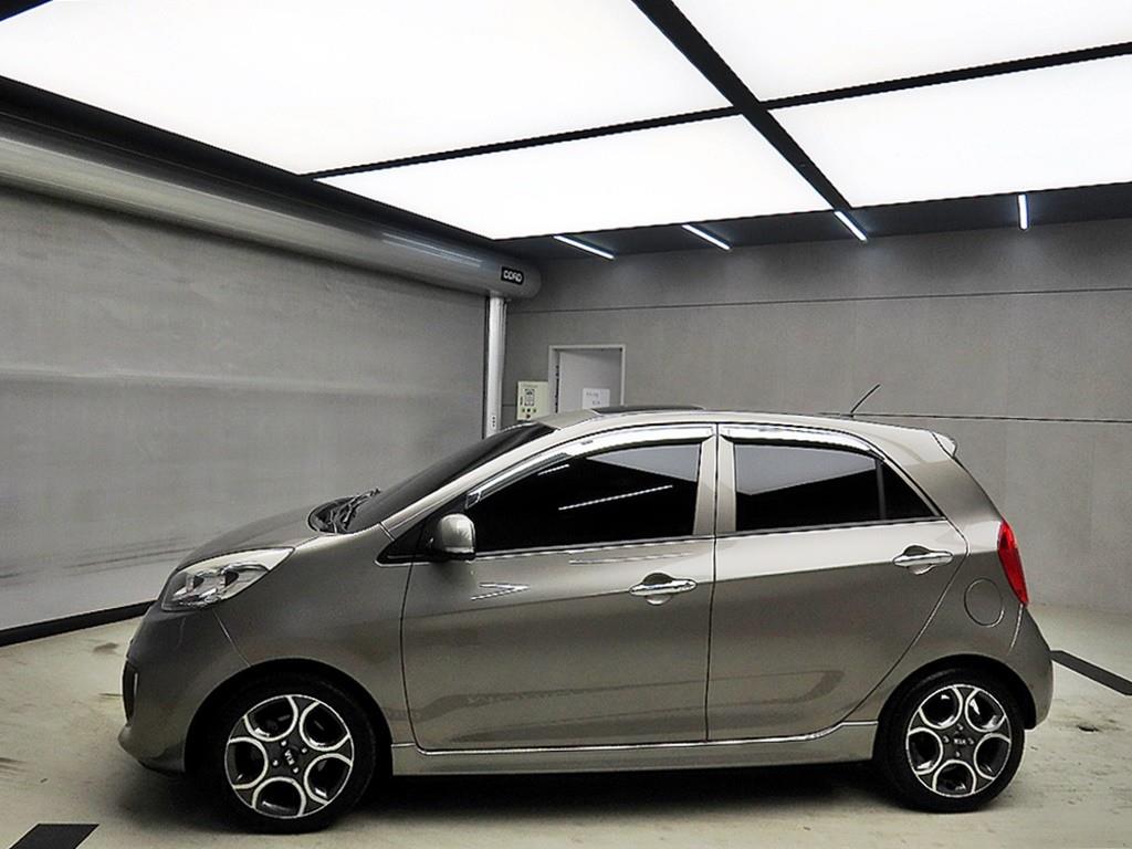 KIA Morning - Vista 4