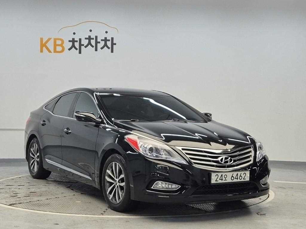 HYUNDAI Grandeur - Vista 4
