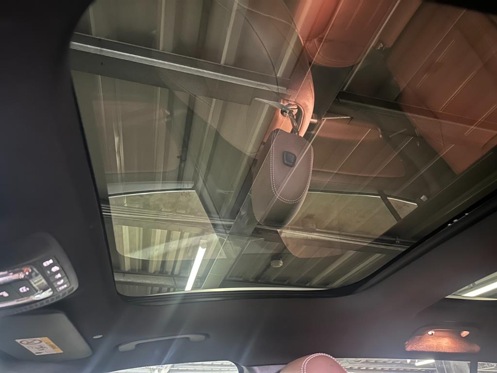 Mercedes Benz GLB Class - Vista 7