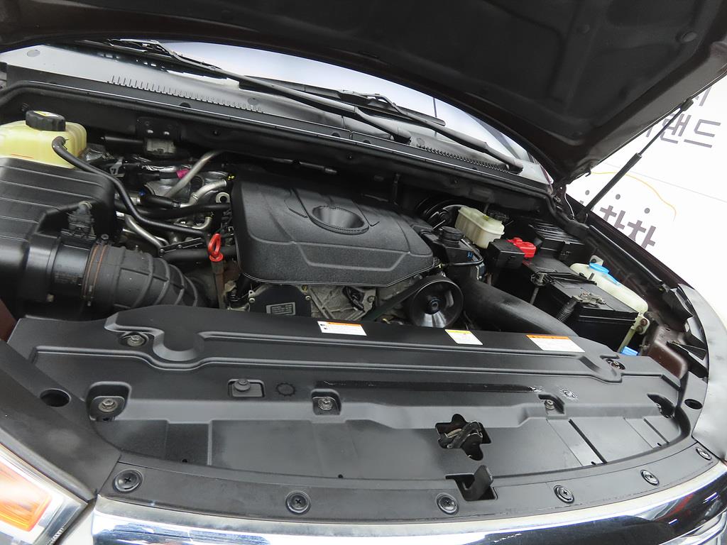 Ssangyong Korando 2016 Morado - Importación desde Corea - HF Imports Iquique - Foto 19