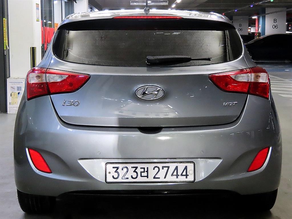 HYUNDAI i30 - Vista 5