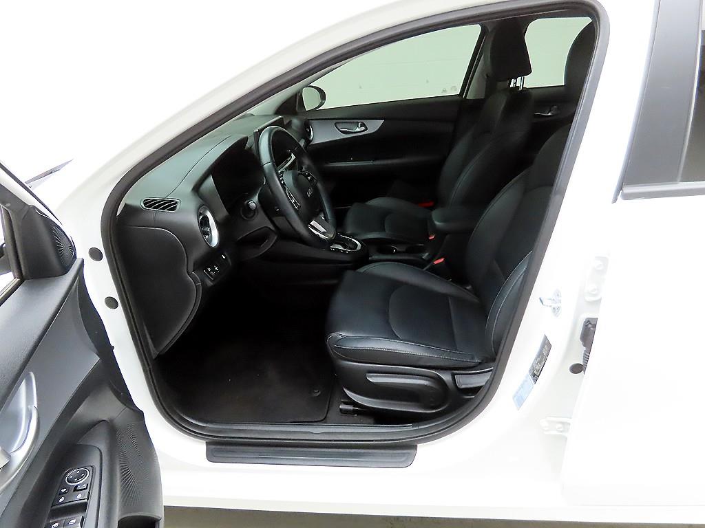 KIA K3 2022 Blanco - Importación desde Corea - HF Imports Iquique - Foto 13