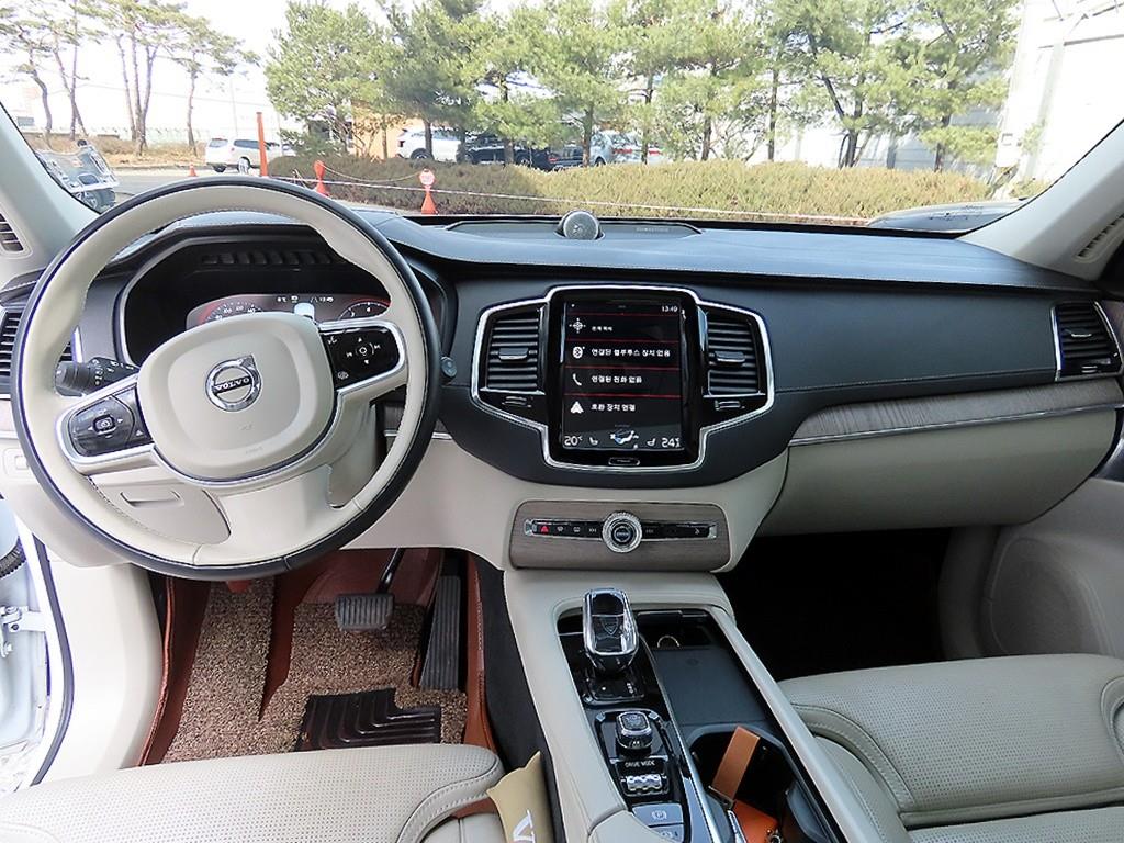 Volvo XC90 - Vista 7