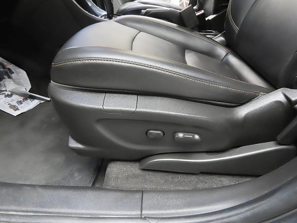 Chevrolet Trax 2017 Gris - Importación desde Corea - HF Imports Iquique - Foto 11