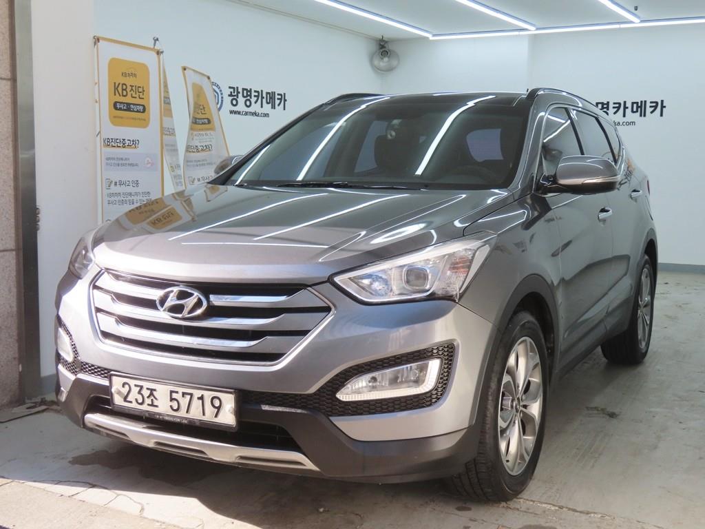 HYUNDAI Santa Fe - Vista 2