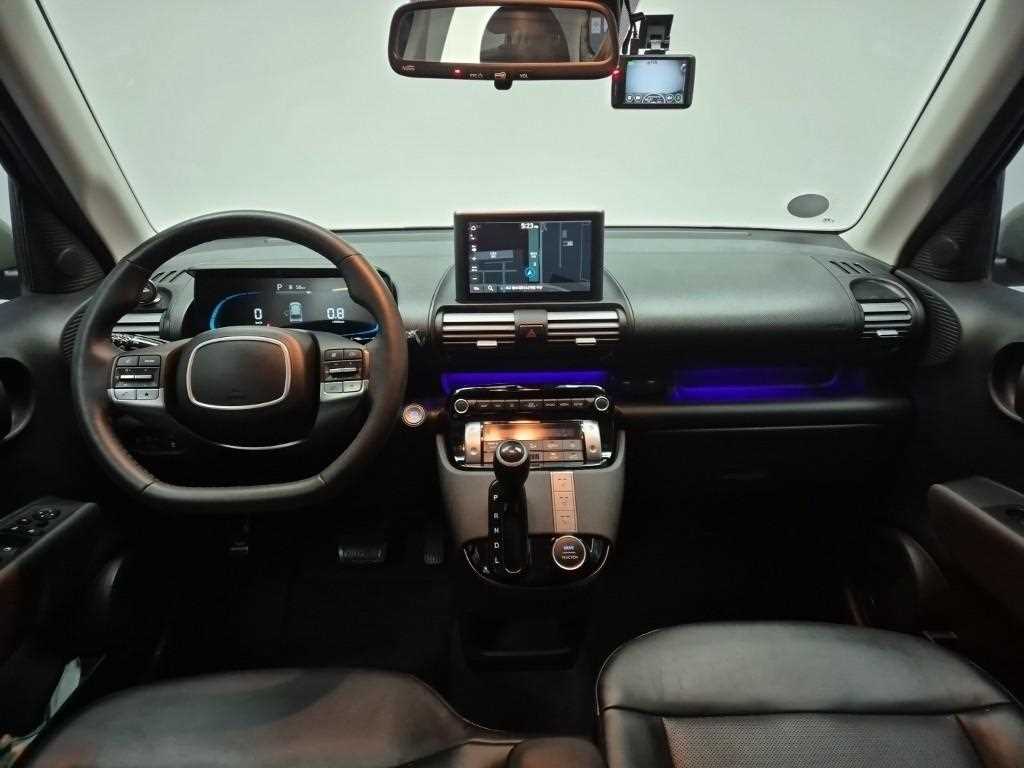 HYUNDAI Casper - Vista 7