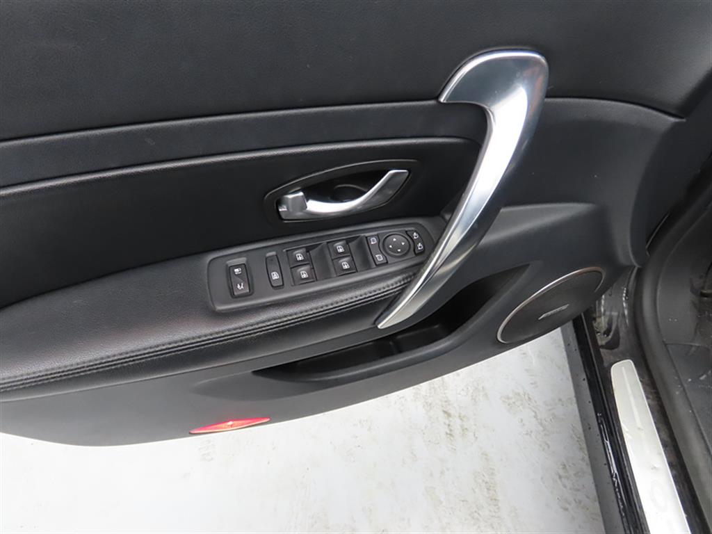 SAMSUNG SM5 2011 Negro - Importación desde Corea - HF Imports Iquique - Foto 13