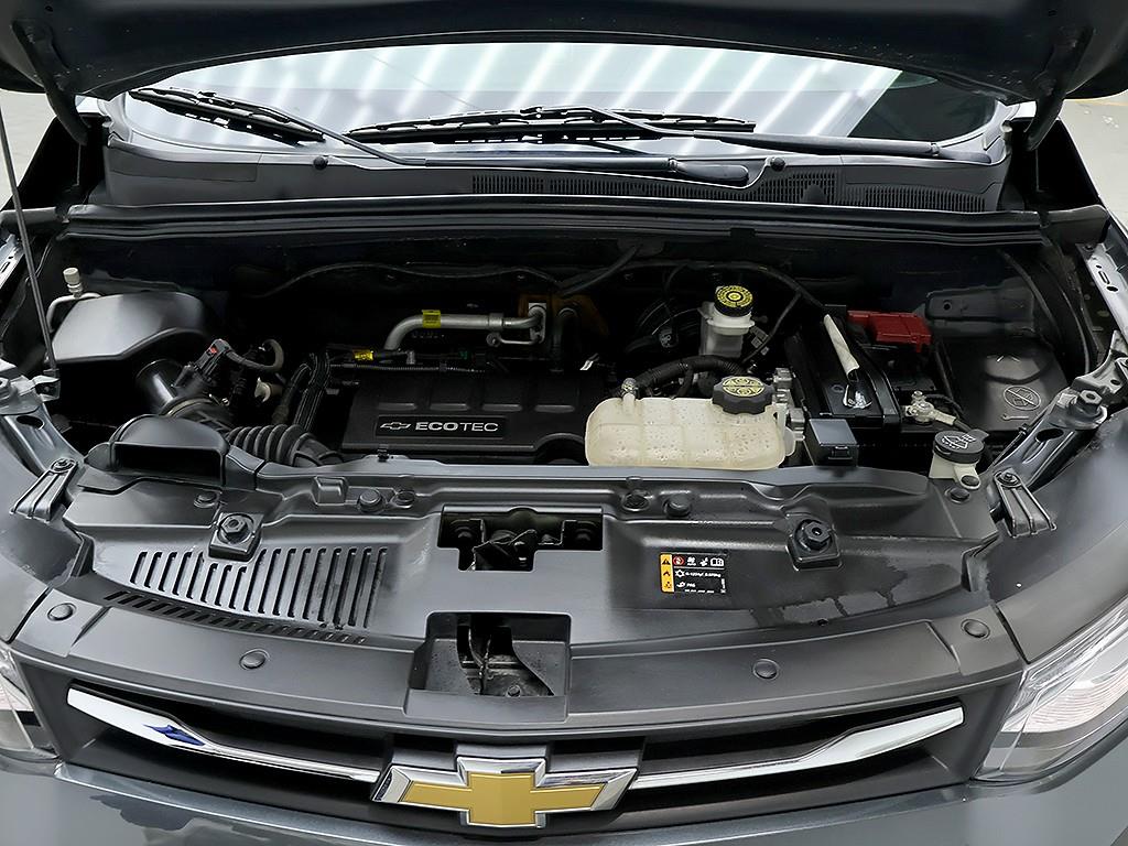 Chevrolet Trax 2018 Gris - Importación desde Corea - HF Imports Iquique - Foto 7